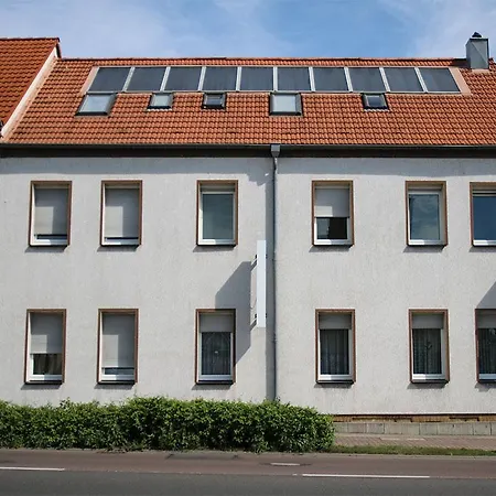 Am Wachberg 2*