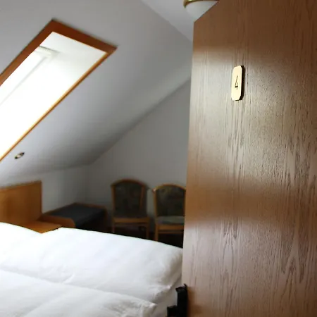 Am Wachberg 2* Leipzig